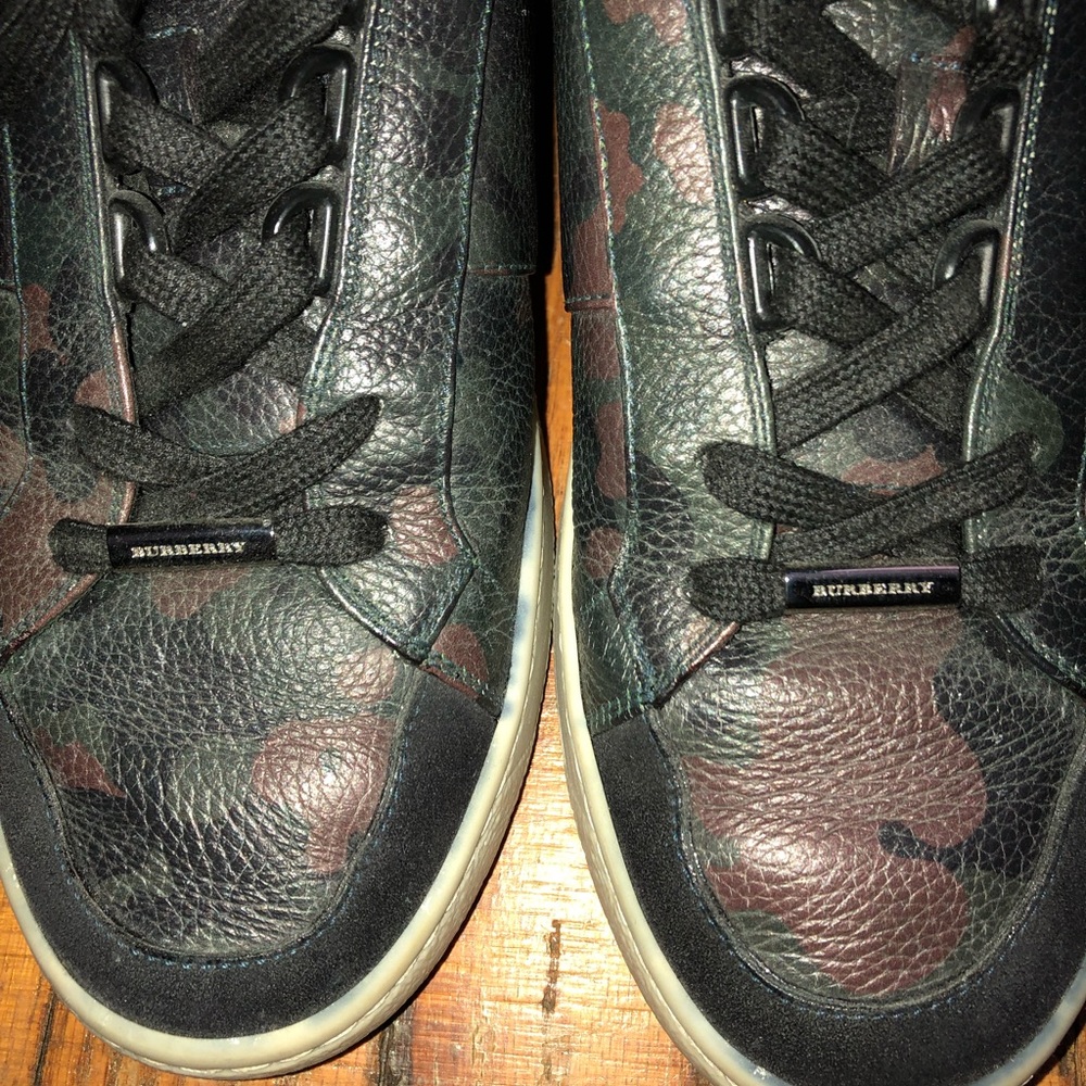Burberry Lakemore Men’s Shoe - Picture 5 of 8
